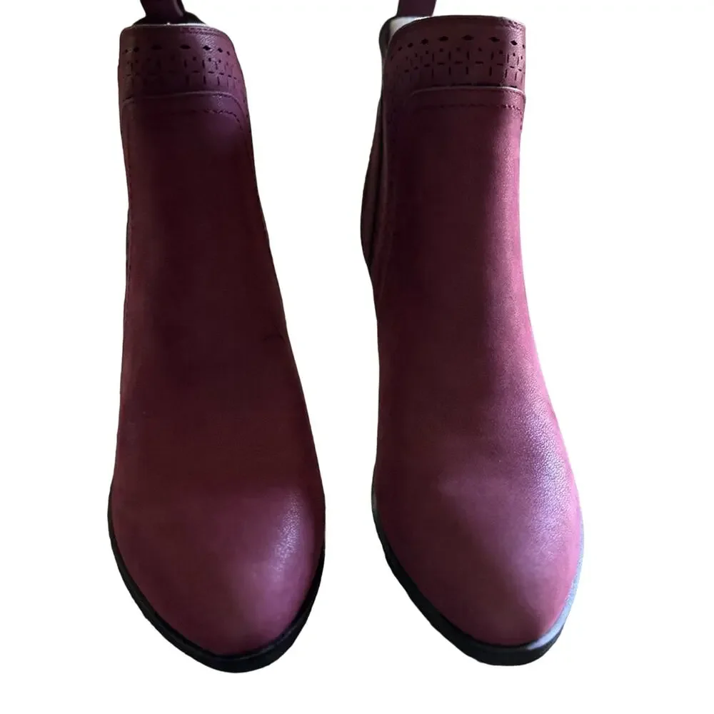 Mia Ladies’ Burgundy Faux Suede Heeled Ankle Boots Size 9 New western-inspired